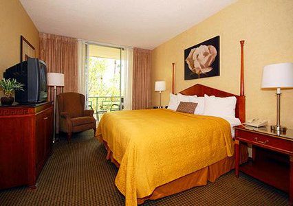 Quality Inn & Suites Downtown Phoenix Room photo